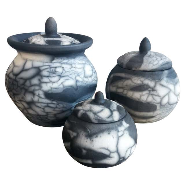 Raaquu Urn Set - Carbon Copper - Ceramic Raku Pottery For Sale at 1stDibs