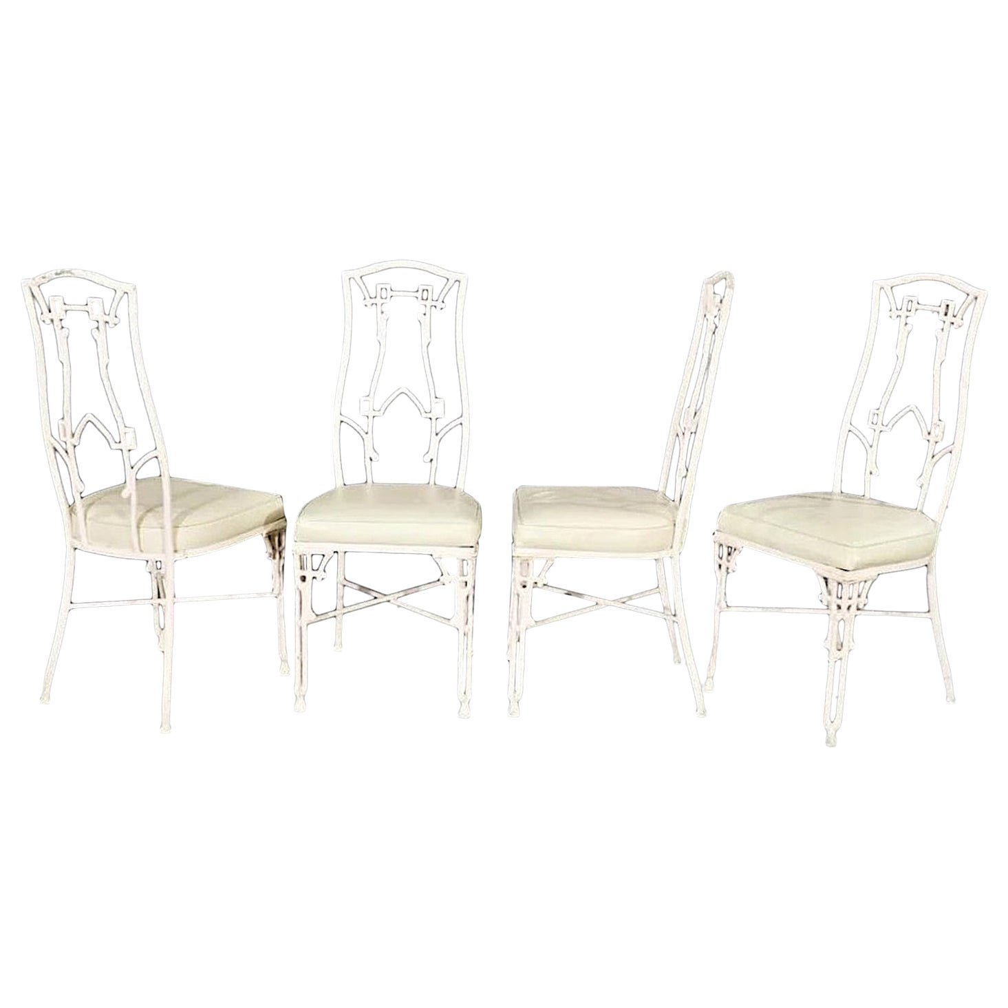 Mid-Century Stühle für draußen im Angebot
