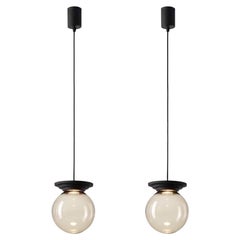 Ensemble de 2 lampes à suspension Stratos Ball noires par Dechem Studio