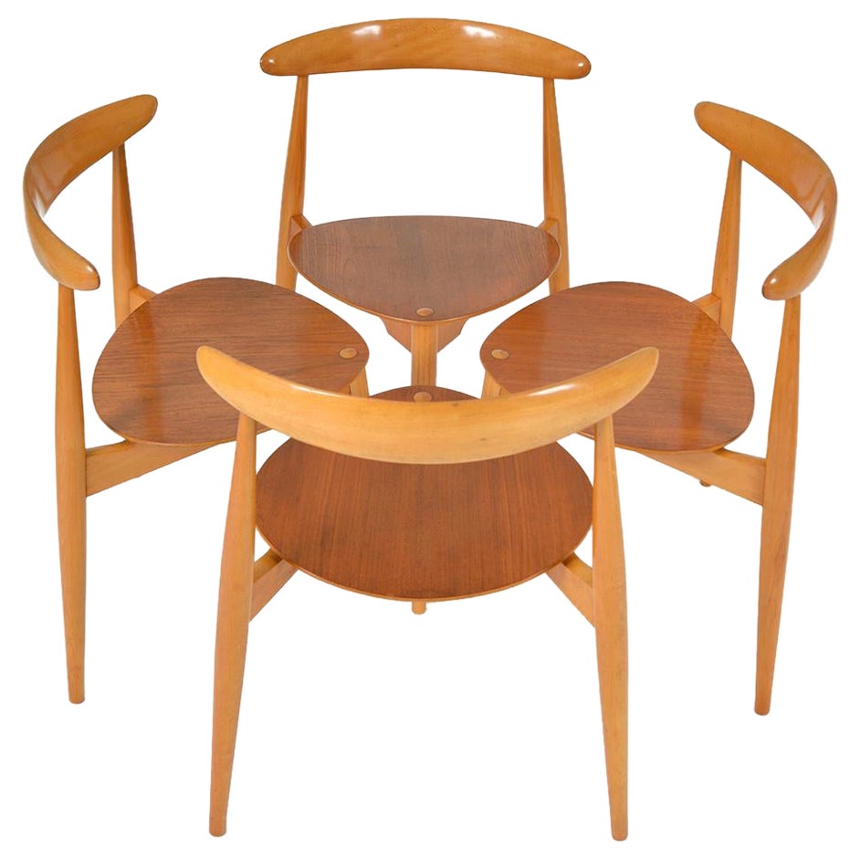 1950s Set 4 FH4103 Heart Dining Chairs by Hans Wegner for Fritz Hansen Denmark For Sale