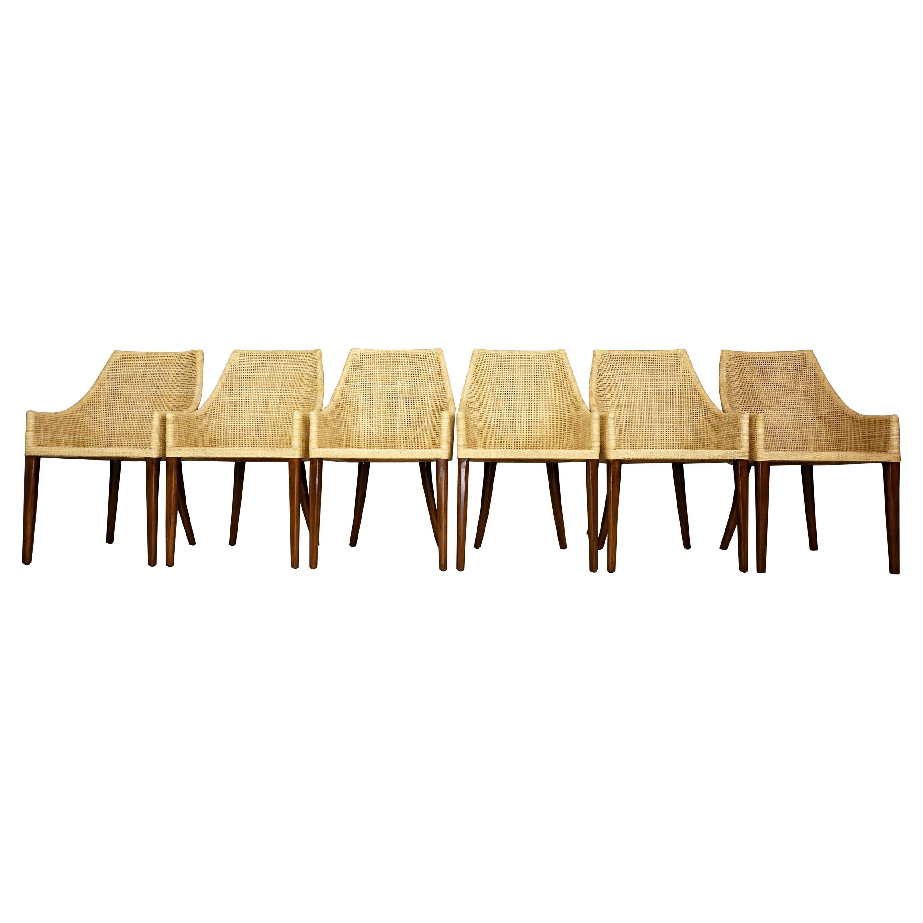 Set aus sechs Esszimmerstühlen aus Rattan und Holz, französisches Design