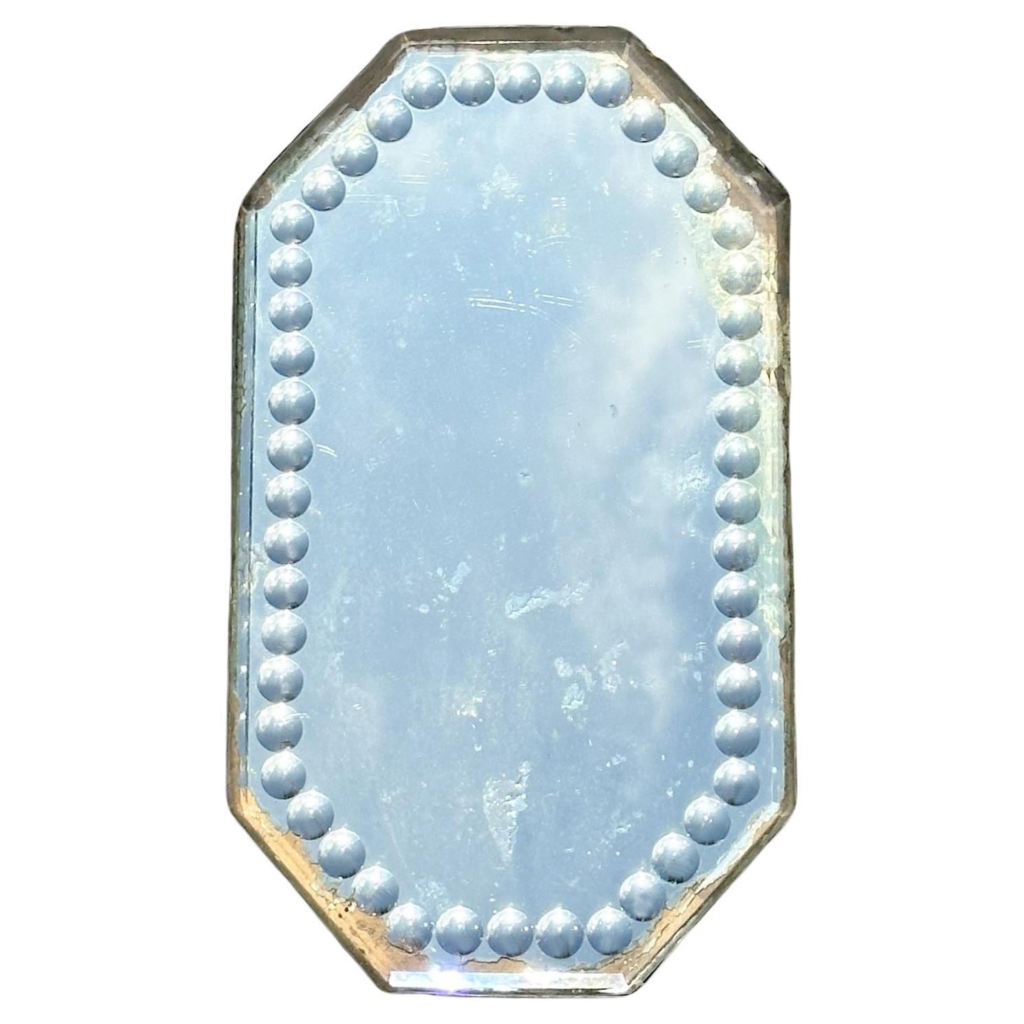 Kleine antike circa 1880 Oval Sorcerer's Mirror gestempelt Made in England zu zurück