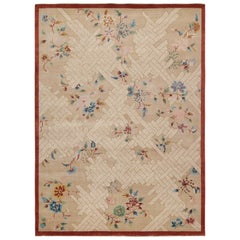 Rug & Kilim's Chinese Style Art Deco Teppich in Beige mit bunten Blumen