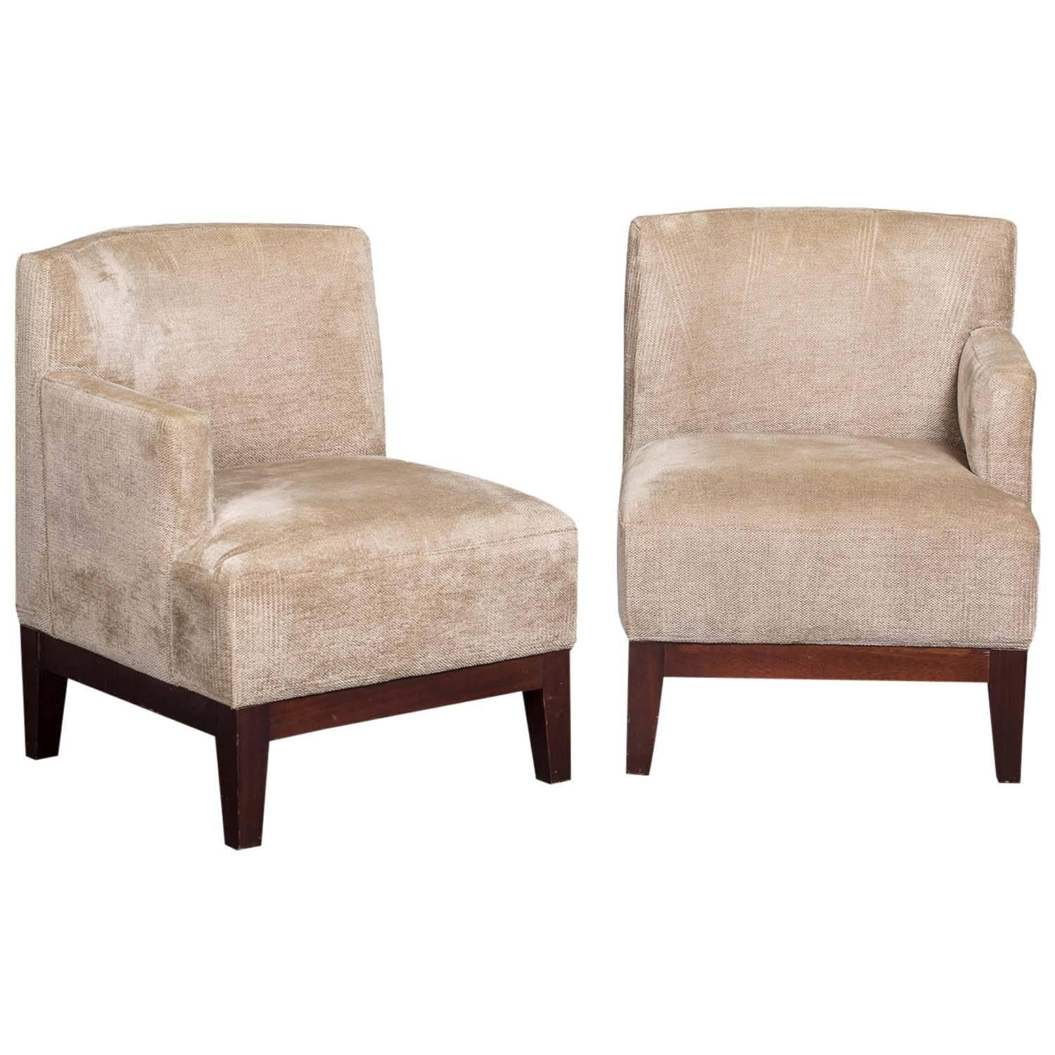 Ein Paar spanische Stühle