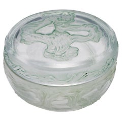 Vintage René Lalique L'Origan Boite Ronde à Crème, Designed 1912