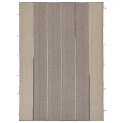 Rug & Kilim's Contemporary Kilim in Grau und Beige mit Streifen und braunen Akzenten