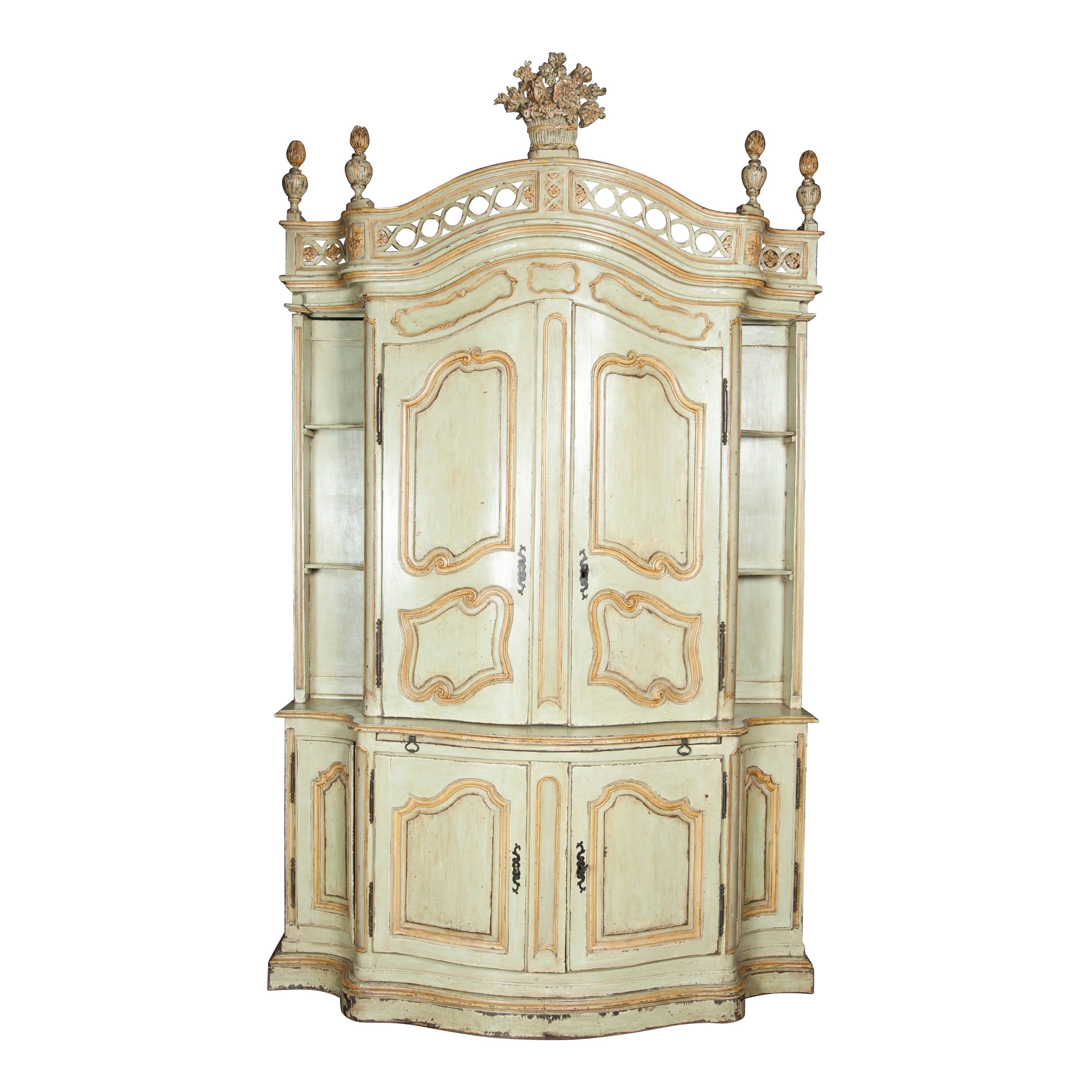 Buffet pintado Regence à Deux Corps, principios del siglo XVIII