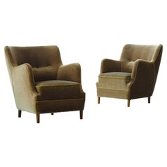 Pair of Danish Peter Hvidt Attributed Lounge Chairs 1950's in Olive Mohair 