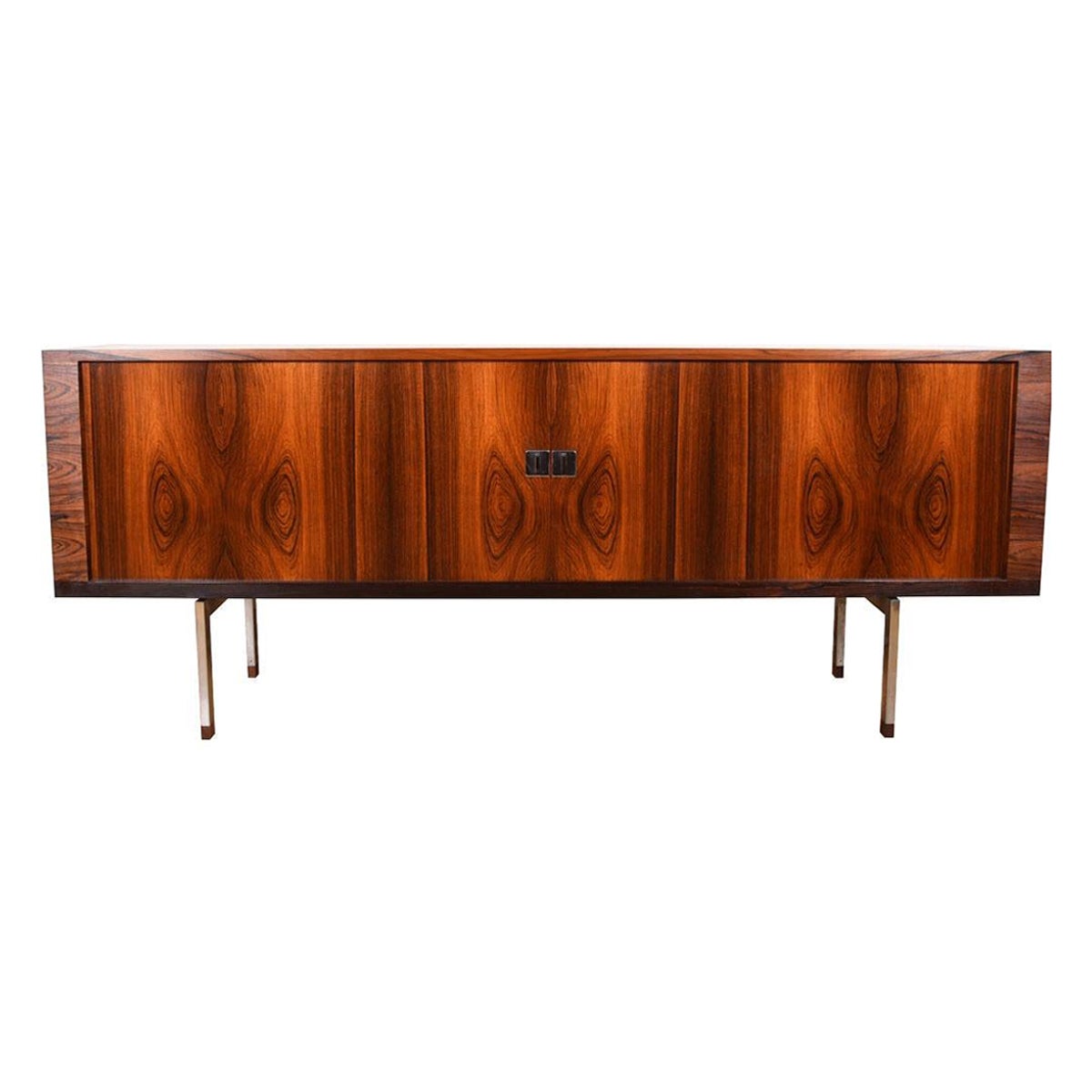 Presidential Long Sideboard by Hans Wegner in Stunning Brazilian Rosewood For Sale