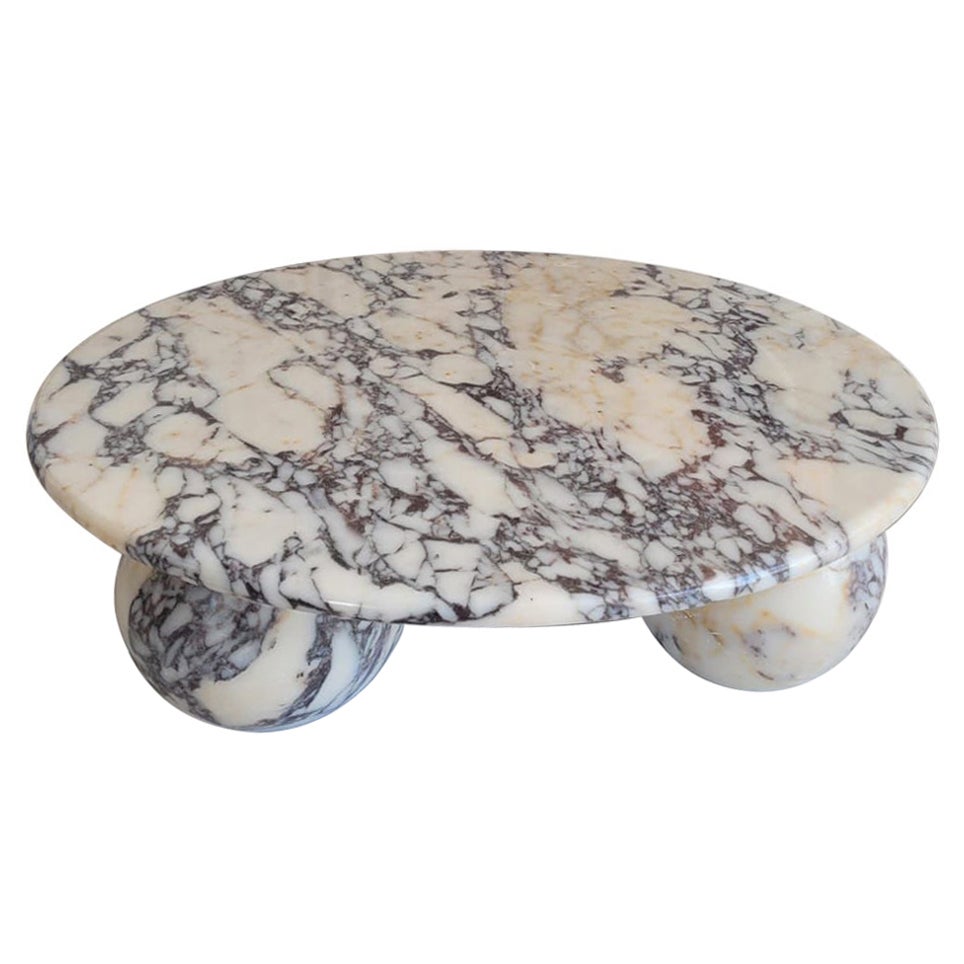Round Coffee Table with Ball Sphere Legs Base in Violet Viola Calacatta Marble For Sale