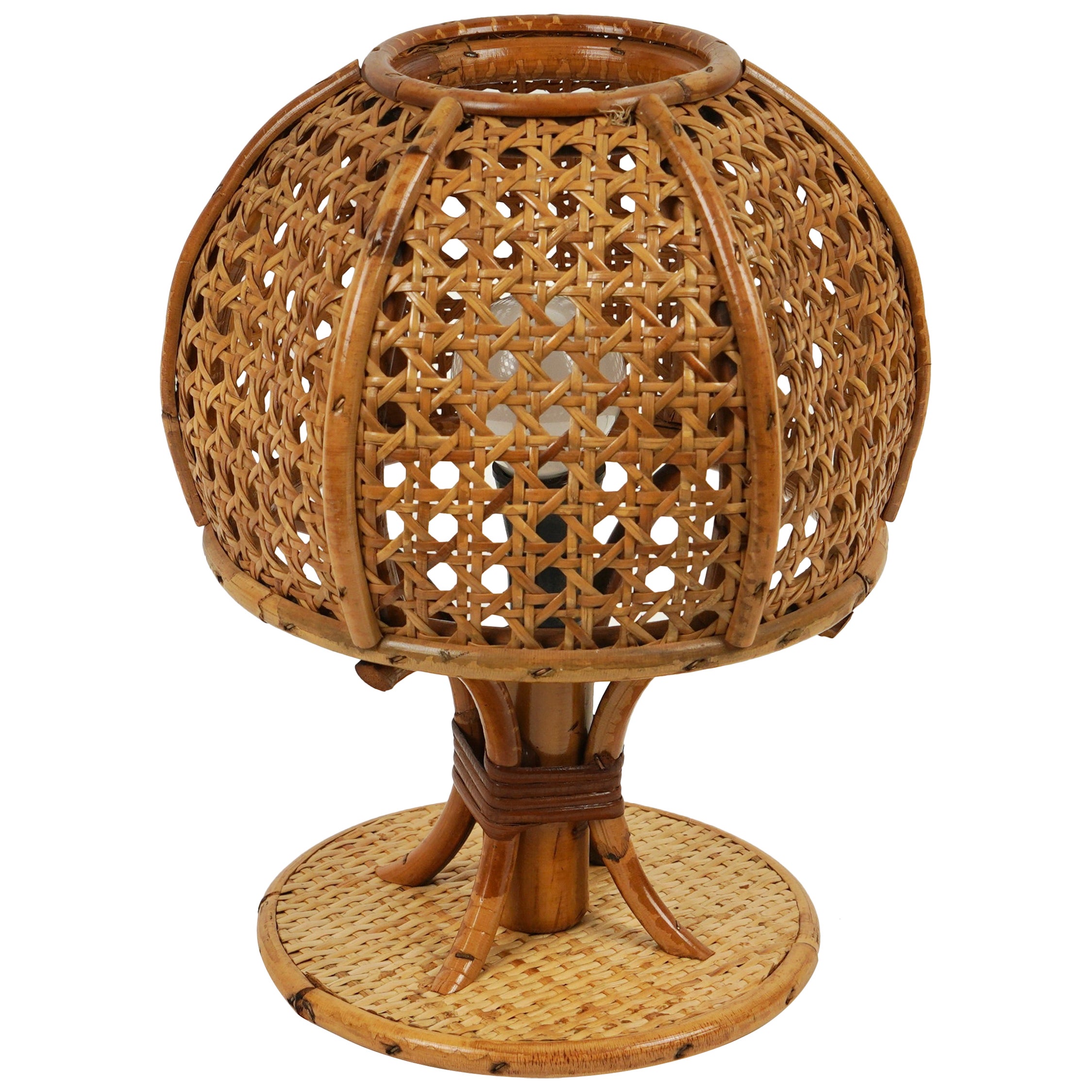 Midcentury Rattan and Wicker Table Lamp Louis Sognot Style, Italy, circa 1970s For Sale