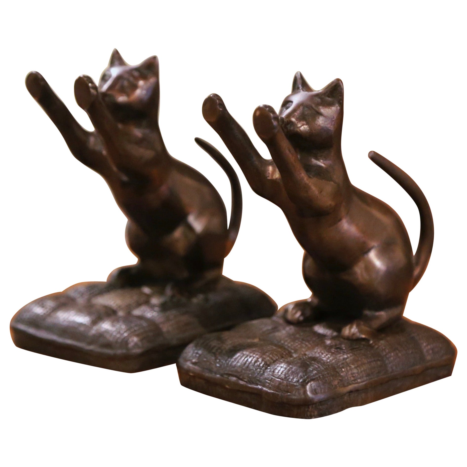 Vintage Pair of Patinated Bronze Cat Bookends 