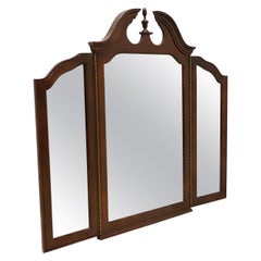 Retro THOMASVILLE Collectors Cherry Chippendale Tri-Fold Dresser Mirror