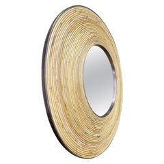 Un grand miroir circulaire italien en bambou et laiton