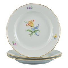 Meissen, Germany. Three Large Dinner Plates in Porcelain with Flowers