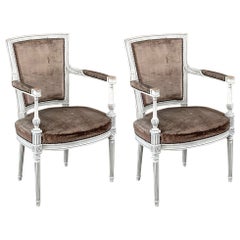 Paire de fauteuils néoclassiques français peints Louis XVI du 19ème siècle