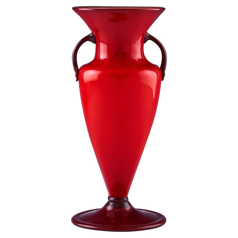 An Incamiciato Vetrerie Artistische Cirillo Maschio Glassworks Vase, 1934