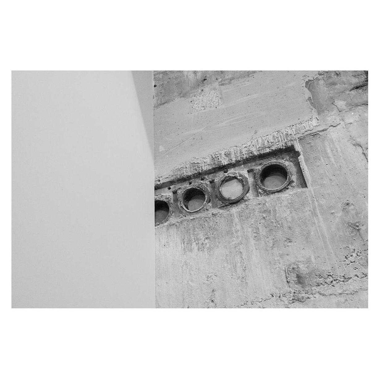 Tate Modern, Blick auf drei „Tanken“