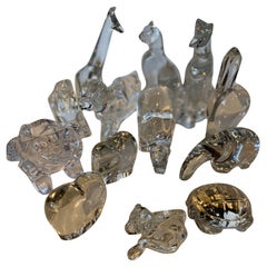 Set von '13' Briefbeschwerern aus Baccarat-Kristall