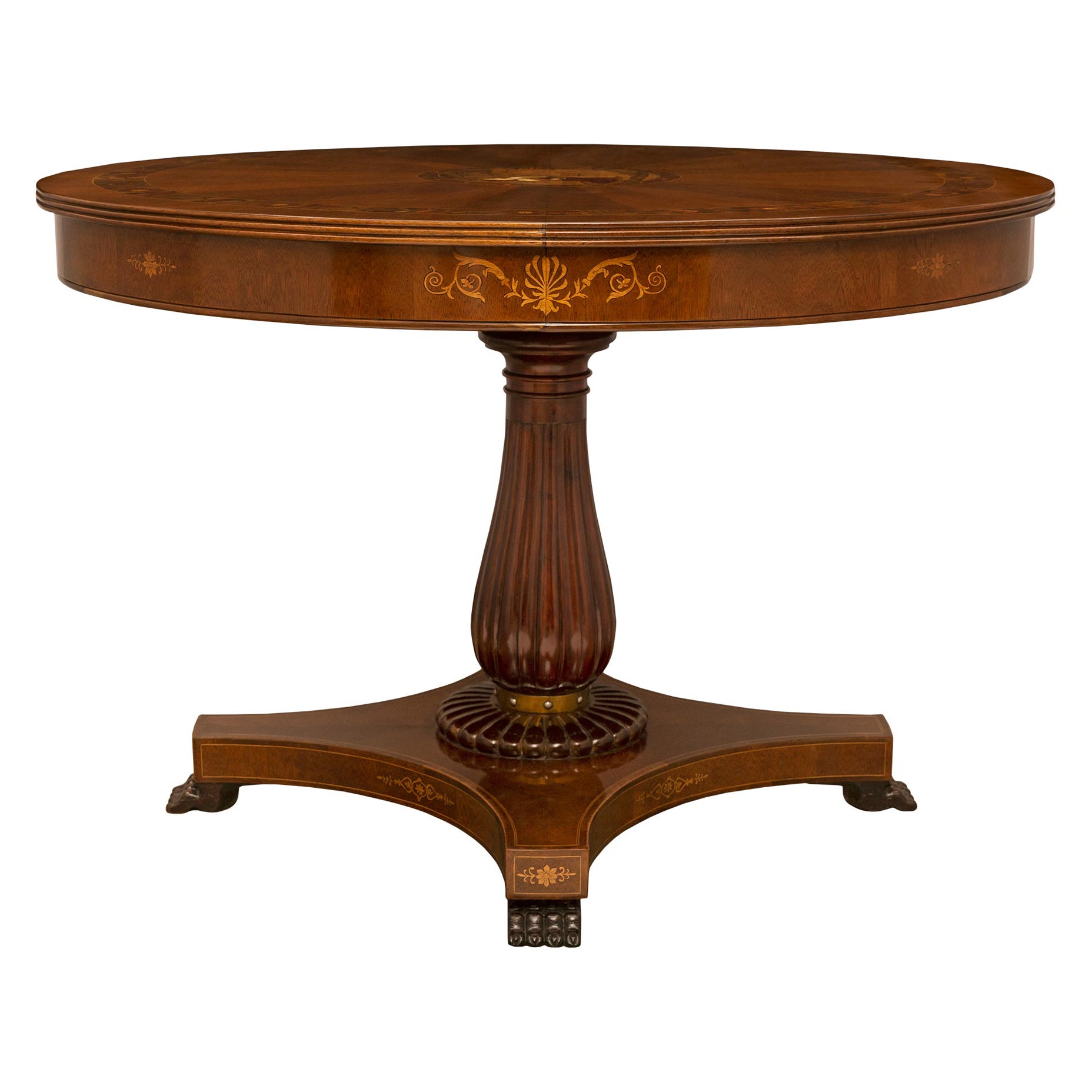 Table centrale italienne du 19e siècle de style Louis XVI en noyer, acajou et bois exotique