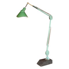 Lampada da terra industriale vintage in metallo girevole