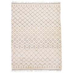 Tapis en laine ivoire de style marocain moderne et géométrique fait à la main