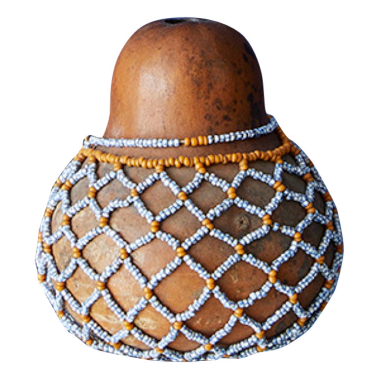 Vieille gourde médicale décorative en perles de Xhosa, Afrique du Sud, années 1930 en vente