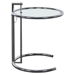 Table d'appoint Classic E1027 par Eileen Gray from the Armstrong Factory Showroom