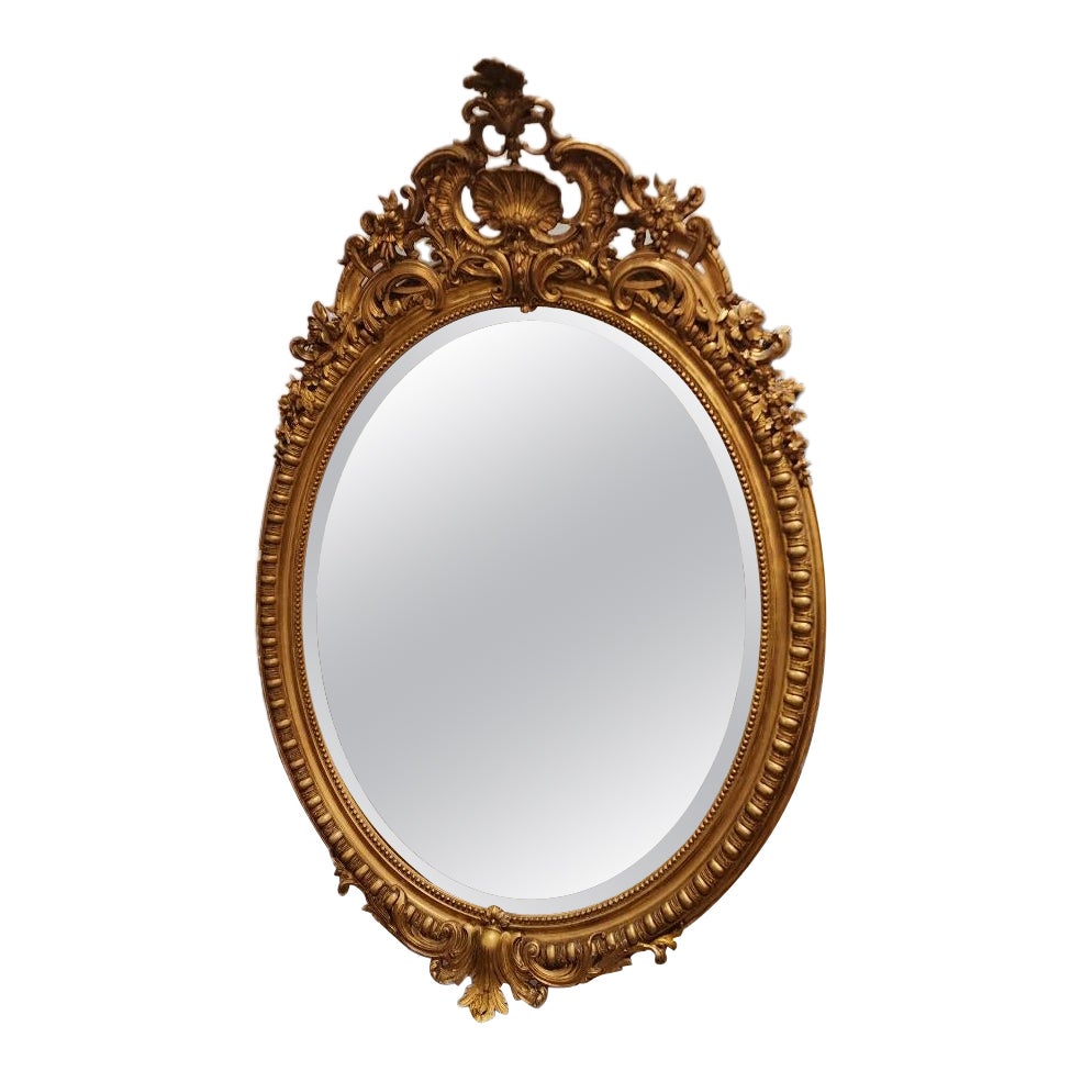 Miroir français Gilt Goll  en vente