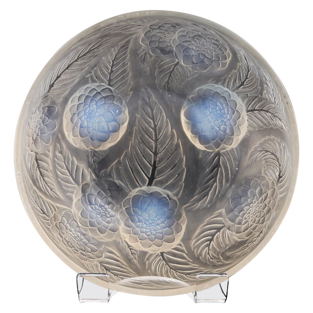 Rene Lalique Dahlias Bowl - Marcilhac 3210, Designed 1921 For Sale