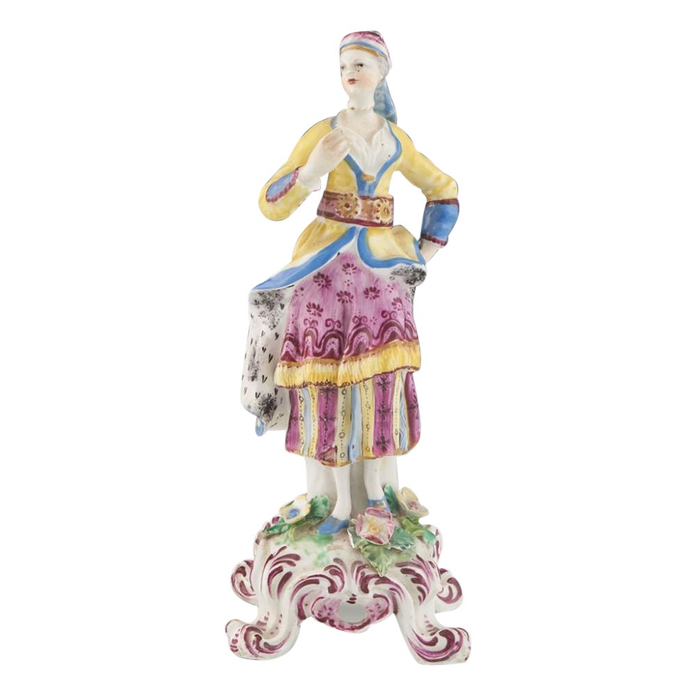 Figure de danseuse turque en porcelaine Bow Porcelain, vers 1765 en vente