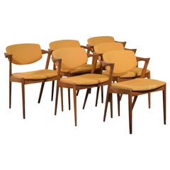 Ensemble de six chaises de salle à manger Kai Kristiansen modèle 42 en teck