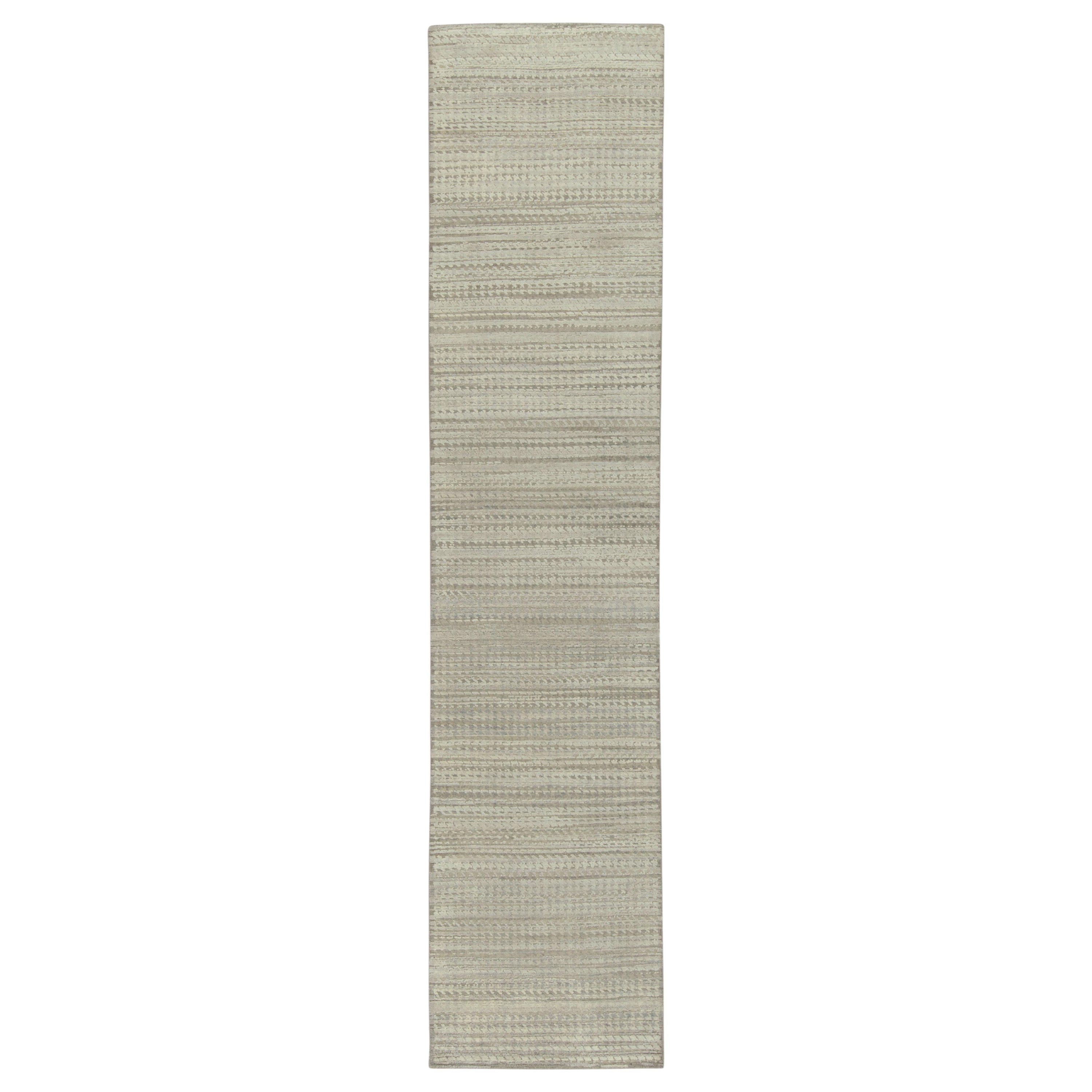 Rug & Kilim’s Contemporary runner in Gray & White High-Low Geometric Pattern For Sale