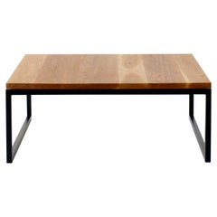 Petite table basse en chêne de Fort York par Hollis & Morris