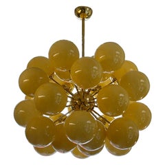 Lampadario Sputnik Con Sfere in Vetro Di Murano Giallo Pastello, 1980