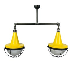 Lampe à suspension double « Malplaquet » de The Urban Electric, fabriquée aux États-Unis
