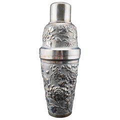 Chinese Export Silver Repousse Chrythanthemum Cocktail Shaker circ 1900