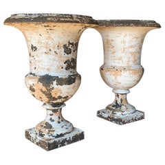 Paire d'urnes en fonte française du 19ème siècle
