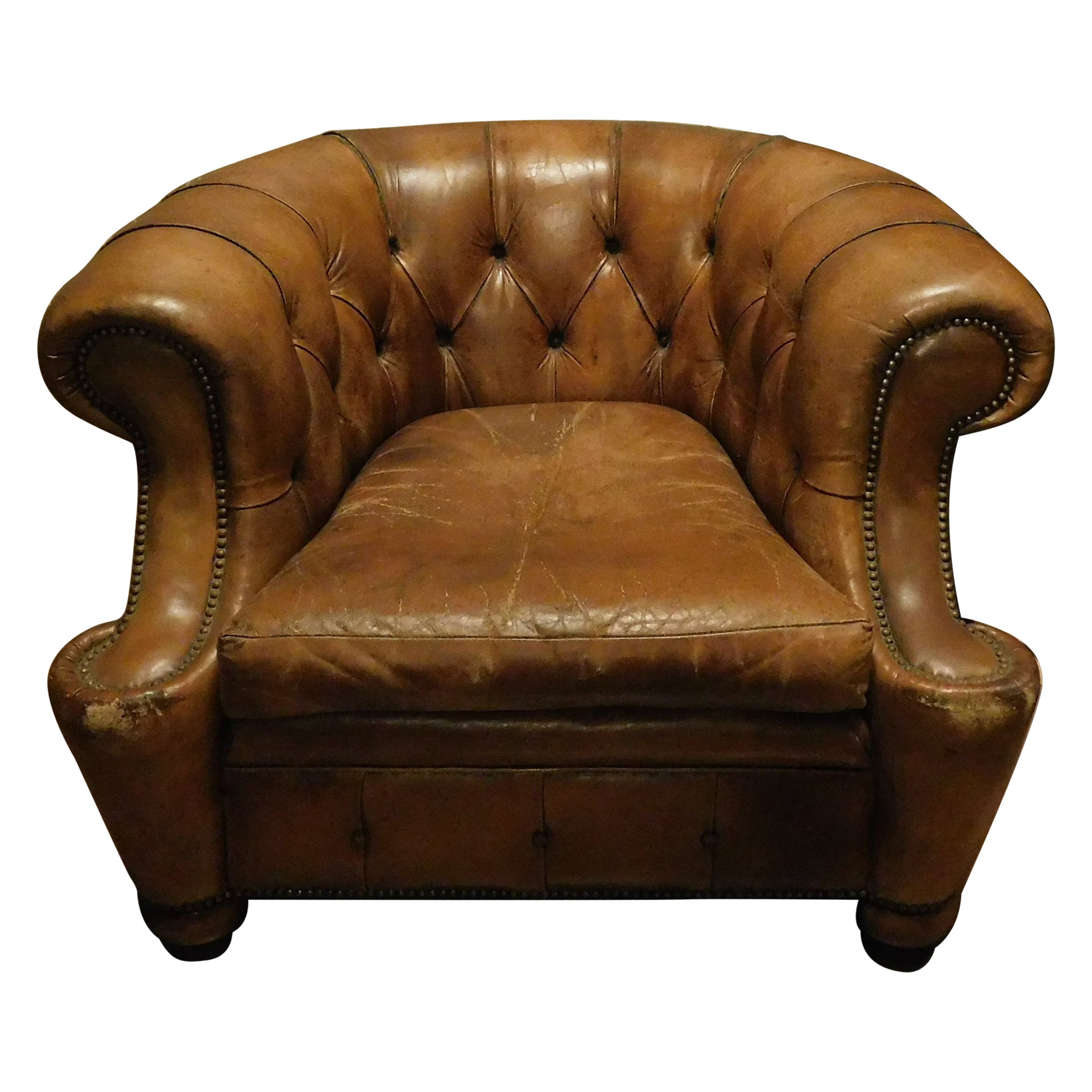 vintage leather armchair, chesterfield type, 1900s Italy For Sale