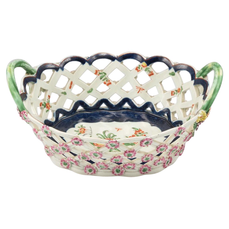 A Worcester First Period Porcelain Oval Pierced Basket, 1765-1770 For Sale