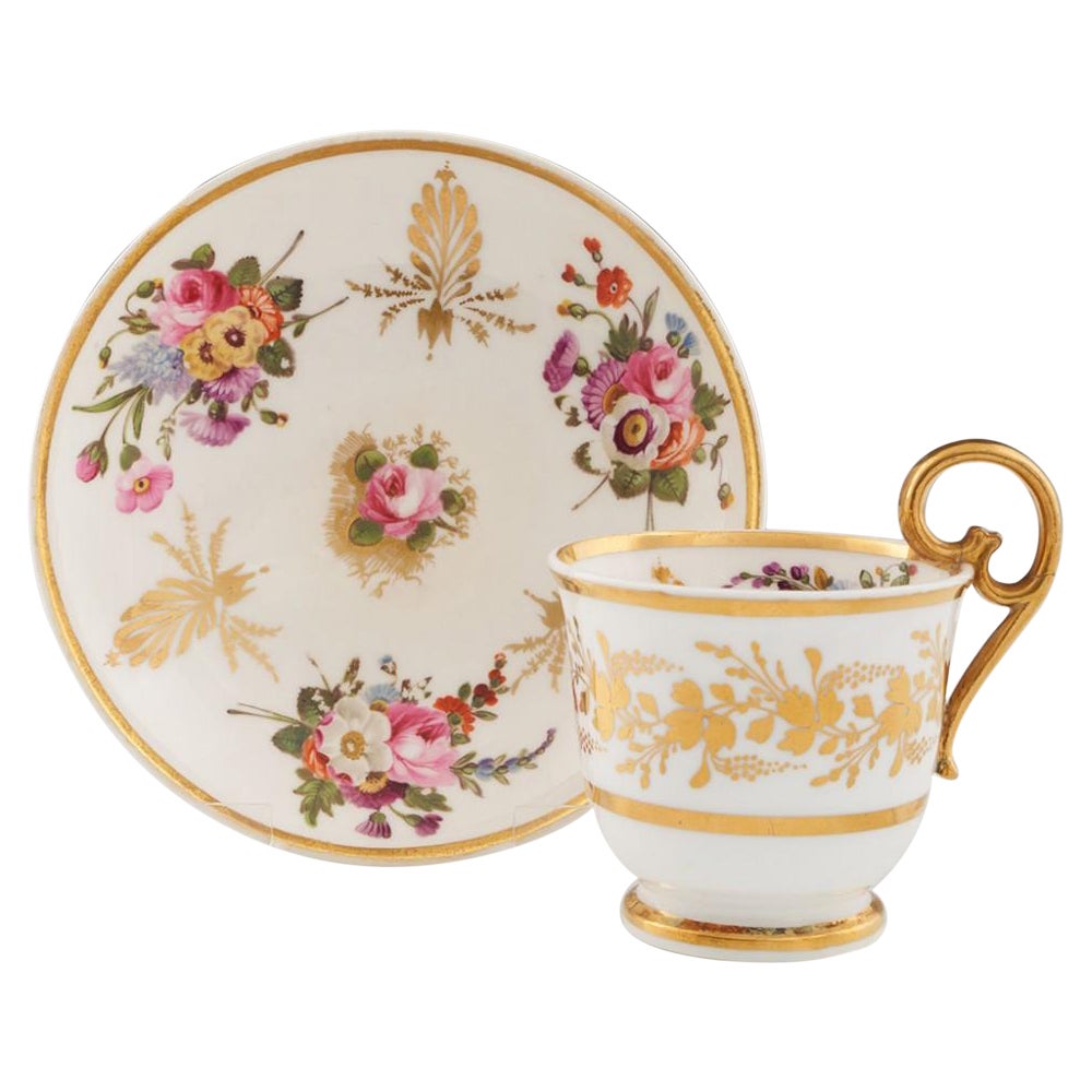 Tasse à café et soucoupe en porcelaine de Nantgarw, vers 1815 en vente