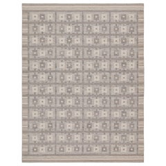 Rug & Kilim's skandinavischer Kilim in braunen, grauen und weißen Mustern