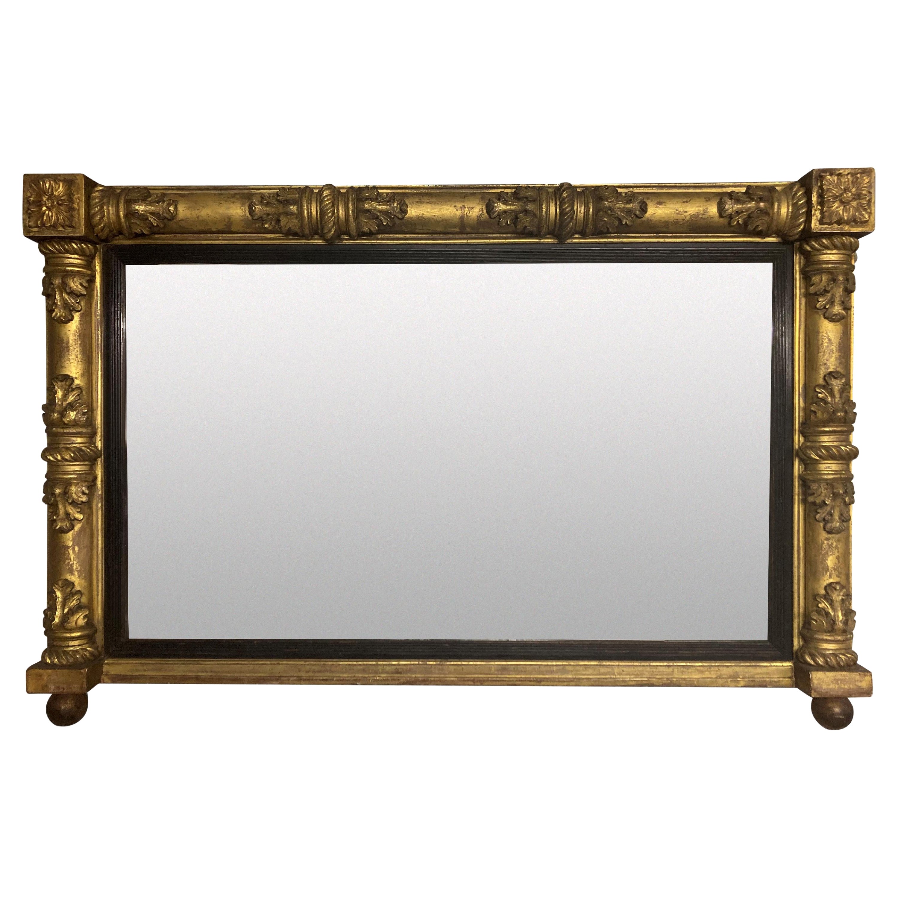 Miroir Ovemantel en bois doré William IV en vente