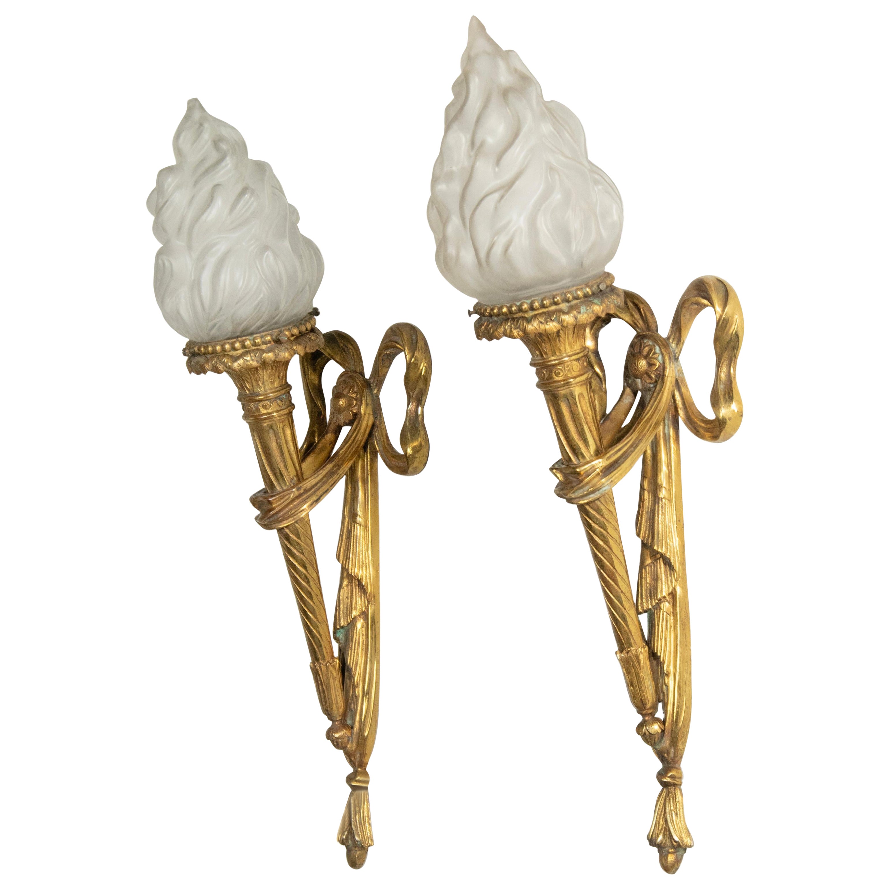 Paar Antike Louis XVI Stil Bronze Wandleuchten / Wandlampen Fackeln im Angebot