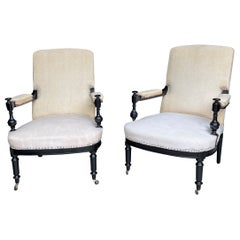 Paar ebonisierte französische Napoleon III.-Sessel aus dem 19. Jahrhundert
