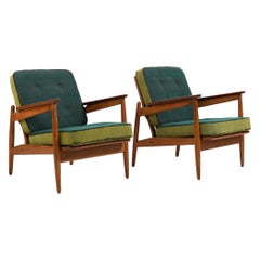 Paire de fauteuils danois en chêne et teck du début des années 1950
