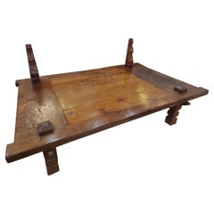 Antique Weaver 's low table , Madura (Indonésia) end of XIX°century
