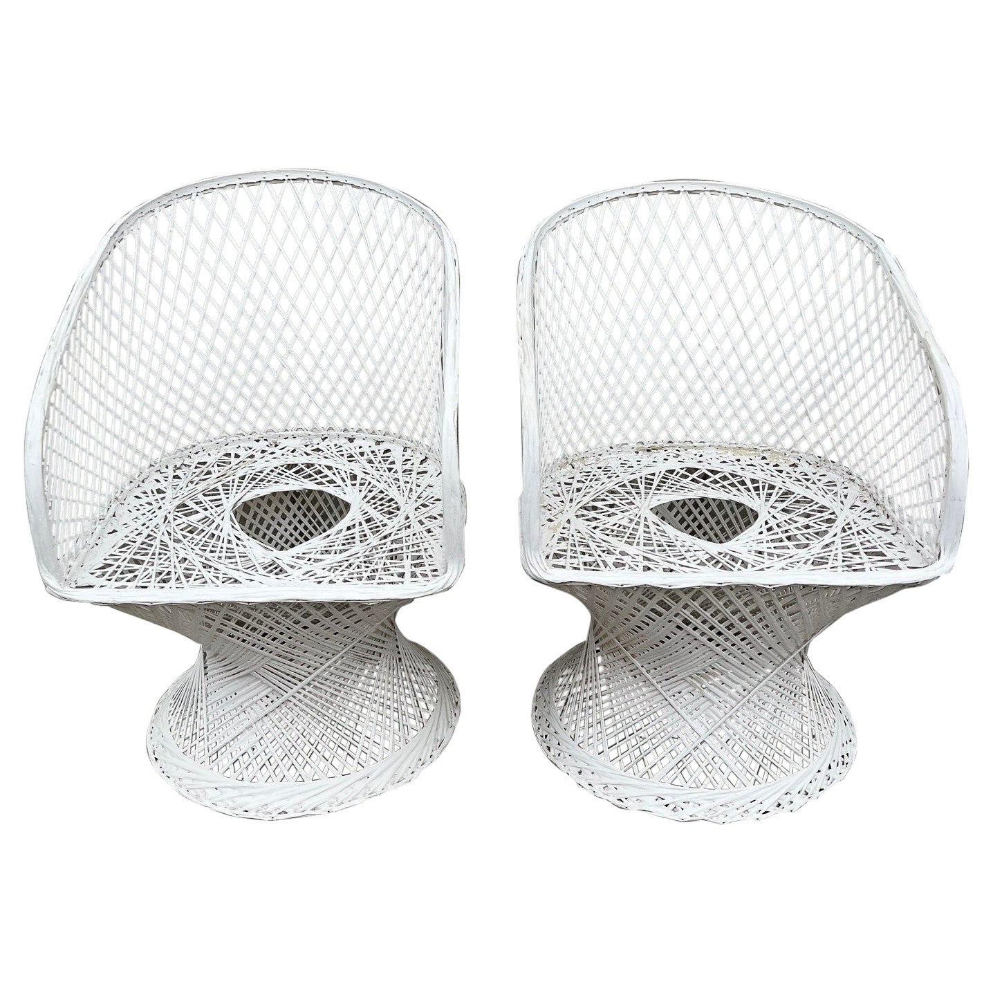 Pair of Mid Century Modern Spun Fiberglass Chairs by Russell Woodard 1960-1969 For Sale