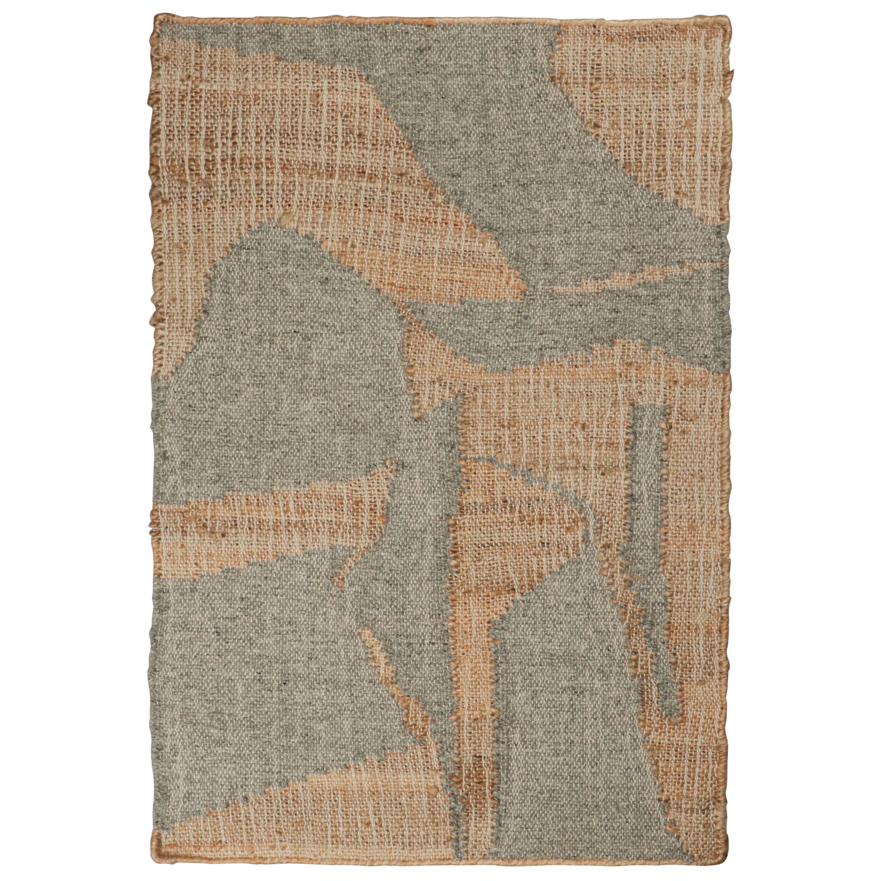 Rug & Kilim's Modern Kilim rug in Brown & Grey Patterns (tapis moderne en Kilim à motifs bruns et gris) en vente