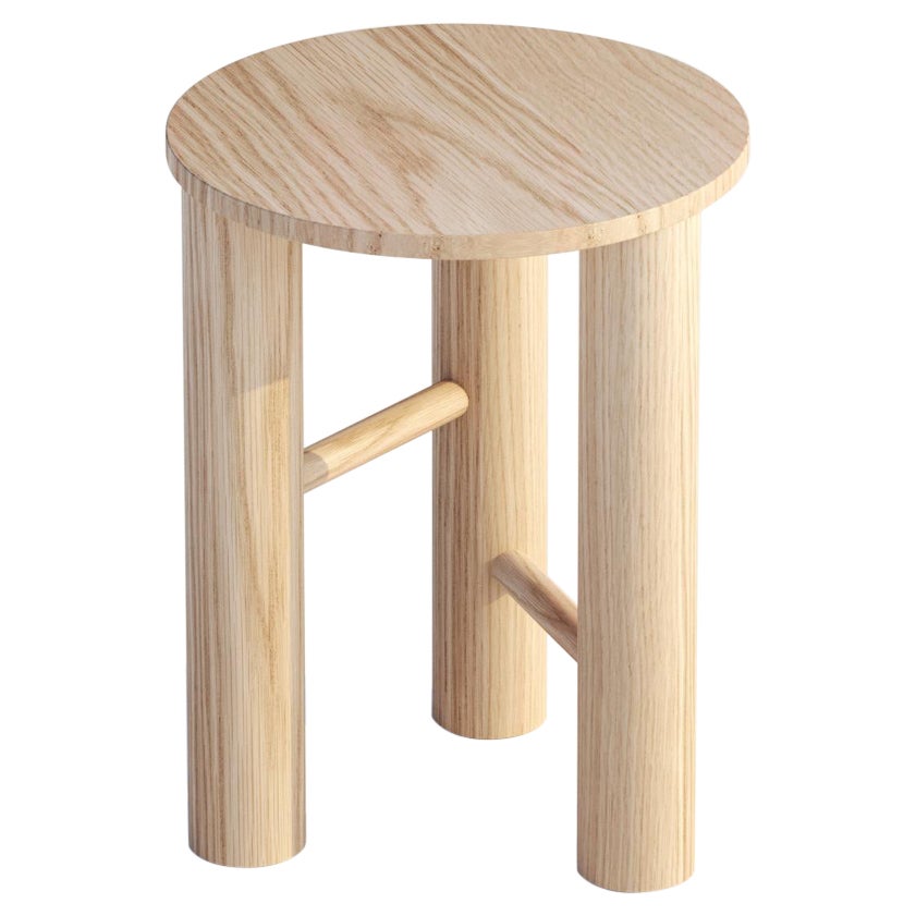 Kitchen Stool in Oak,  18 Inches, Color Natural Oak For Sale